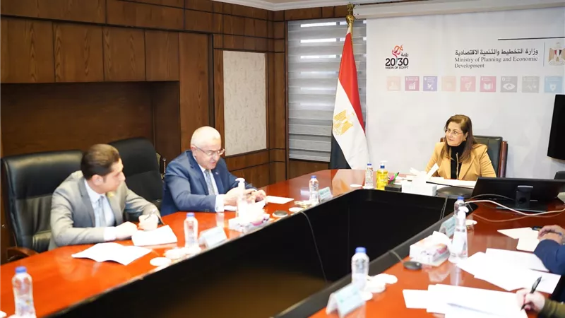 وزيرة التخطيط تبحث سبل التعاون مع سفير أذربيجان بالقاهرة