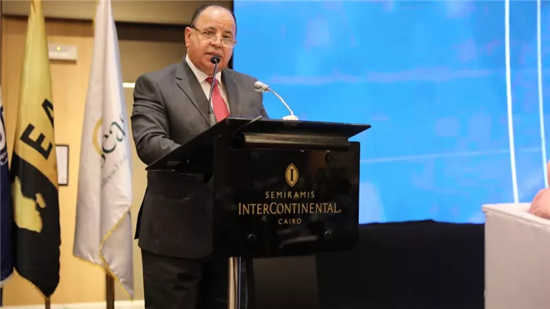 وزير المالية: إسقاط الضريبة على آلات ومعدات الصناعة فور بدء الإنتاج