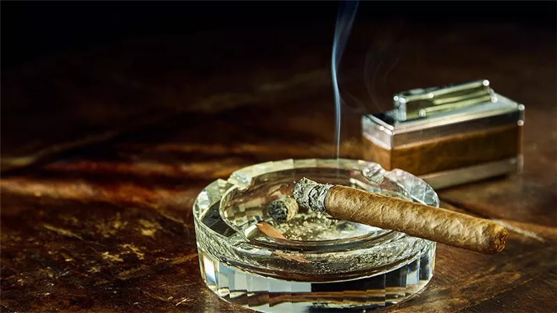 ارتفاع أسعار السيجار.. ويصل إلى 4500 جنيه