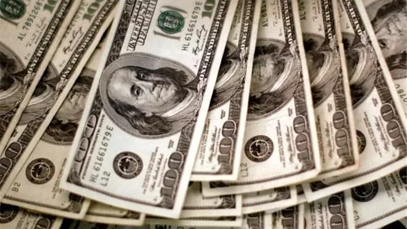 سعر الدولار أمام الجنيه المصري في تعاملات اليوم الأربعاء 29-3-2023