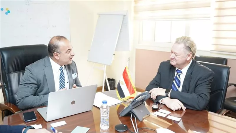 وزارة التخطيط تبحث تعزيز الشراكة مع شركة