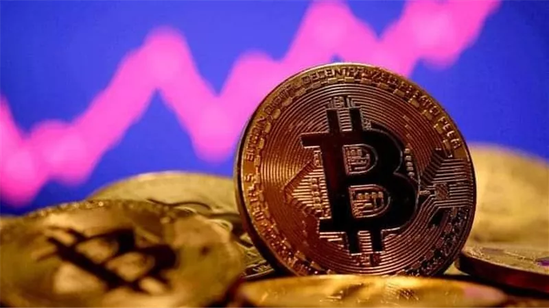 بيتكوين تكسر حاجز الـ 30 ألف دولار لأول مرة منذ يونيو الماضي