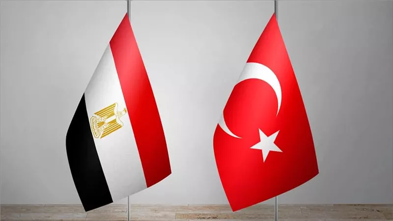ترحيب مع التفاوض.. مصادر تكشف شروط تعامل مصر مع تركيا بالعملات المحلية