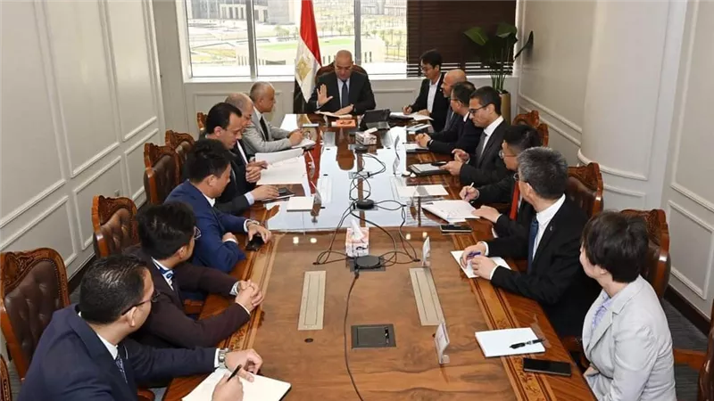 وزير الاسكان: ١.٢ مليار دولار إجمالي حجم مبيعات الأراضي للمصريين والأجانب خلال عاميين