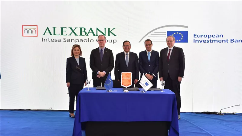 بنك الإسكندرية يخطط لتمويل بقيمة 15 مليون دولار لخفض استهلاك الطاقة وزيادة استخدام الطاقة المتجددة