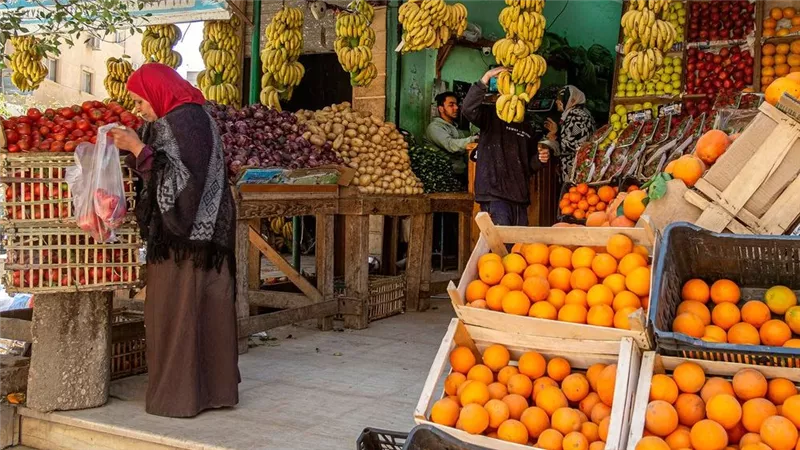 ارتفاع معدل التضخم السنوي في مصر إلى 33.7%