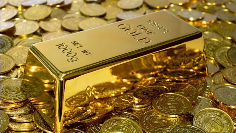 تراجع أسعار بسبب الدولار القوي وتوقعات توقف رفع الفائدة الأمريكية