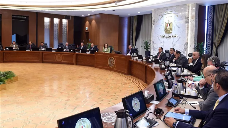 مدبولي: ونتطلع لتصبح مصر أحد المراكز المهمة لتوطين صناعة السيارات