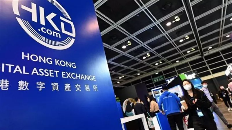 هونج كونج تعزز موقعها كمركز للأصول الرقمية .. تنظيم حذر لتداول العملات المشفرة