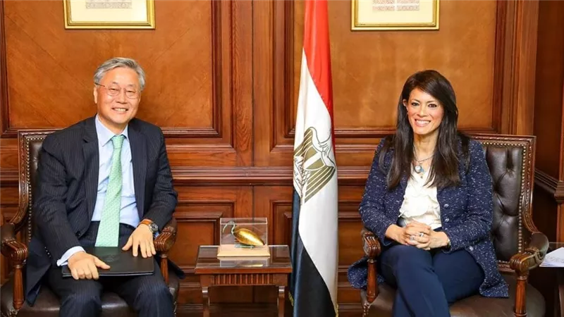 اتفاق تنموي بين مصر وكوريا الجنوبية بقيمة 460 مليون دولار لتوريد 40 قطار للمترو