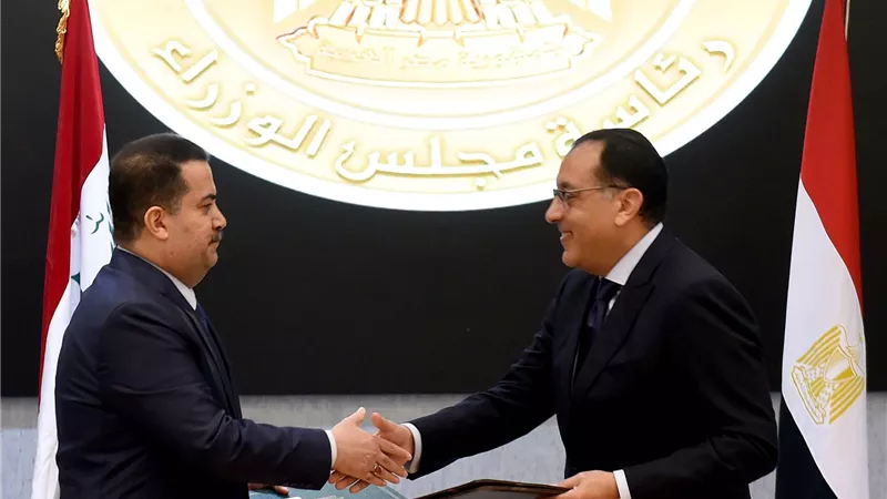 توقيع 11 وثيقة تعاون بين مصر والعراق.. أبرزها لتمكين المشروعات الصغيرة لتحقيق النمو الاقتصادي