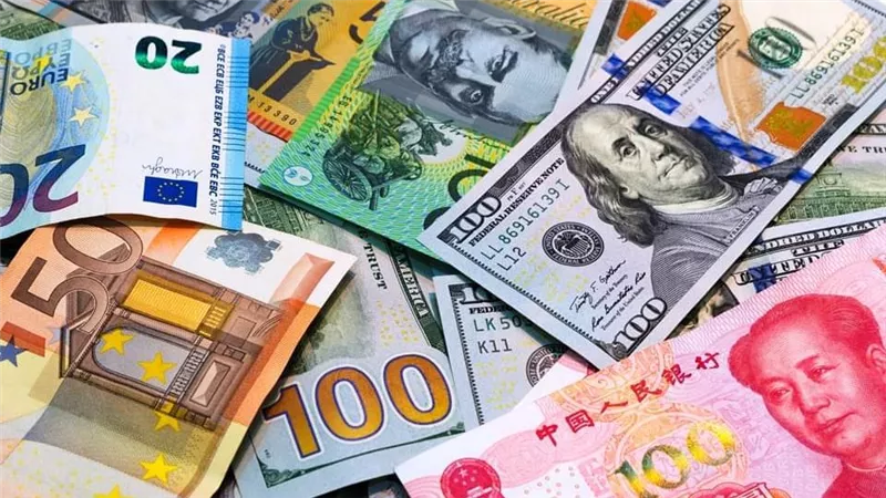 اسعار العملات أمام الجنيه المصري في تعاملات اليوم الأحد 9-7-2023