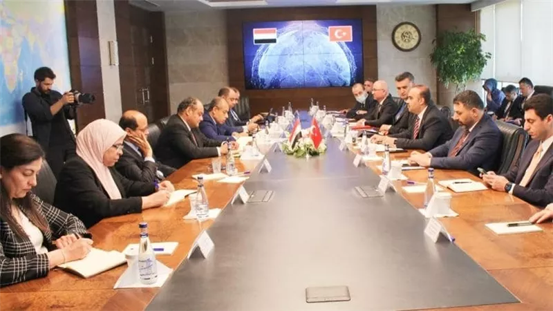 وزير الصناعة يبحث إمكانية إنشاء منطقة صناعية تركية في مصر وتوطين صناعة السيارات
