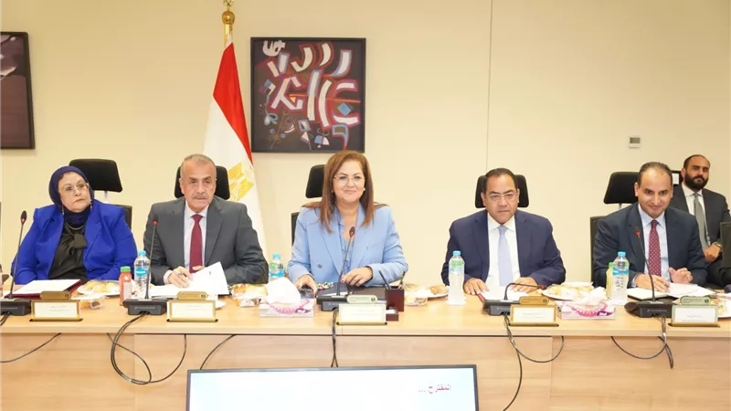 القومي للأجور يقرر رفع الحد الأدنى بالقطاع الخاص لـ3500 جنيه وعلاوة دورية 200 جنيه
