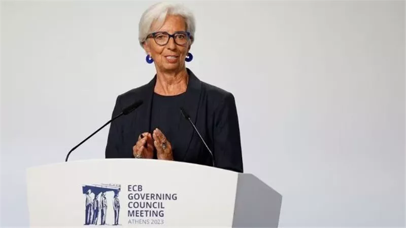 لاجارد: تثبيت البنك المركزي الأوروبي للفائدة لفترة كافية قد يؤدي لوصول التضخم للهدف