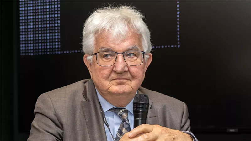 عضو بالبنك المركزي الأوروبي يلمح للانتظار لفترة أطول قبل الخفض التالي لأسعار الفائدة