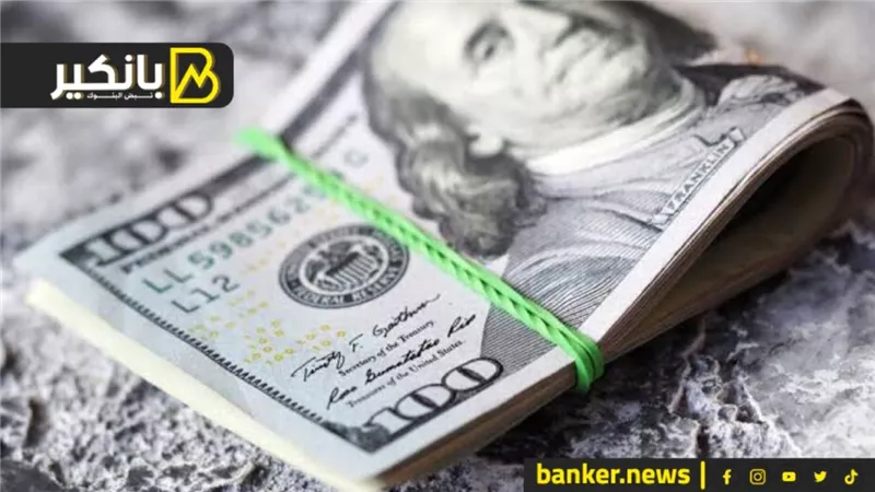 ضربة للسوق السوداء.. زيادة كبيرة في المعروض من الدولار بالبنوك