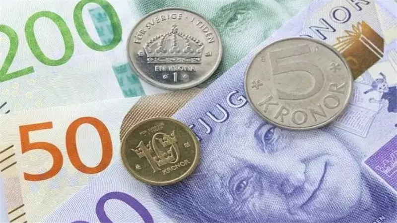 الكرونة السويدية تتراجع قبل حسم البنك المركزي لسعر الفائدة