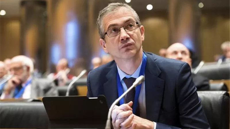 محافظ بنك إسبانيا: نعتزم مراجعة توقعات النمو التصاعدية في يونيو