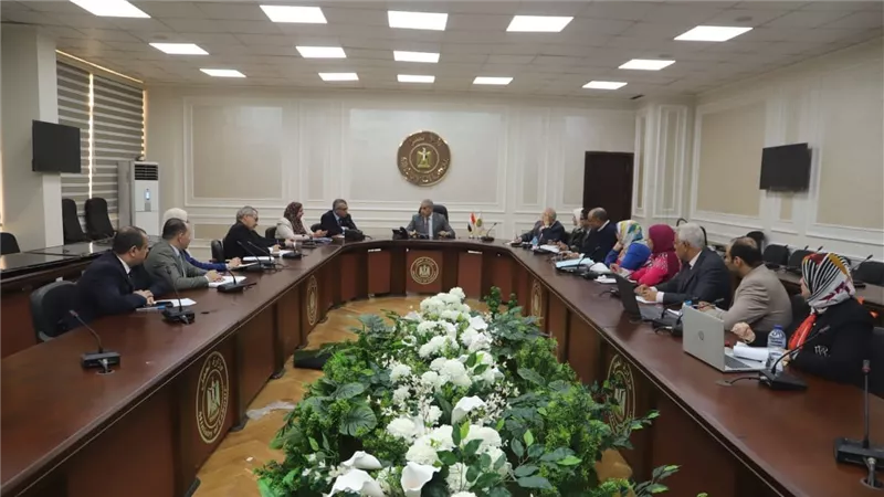 وزير العمل يوجه بسرعة الانتهاء من تطوير آليات إدارة منظومة العمالة غير المنتظمة إلكترونياً
