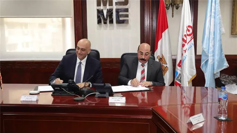 توقيع عقود بين جهاز تنمية المشروعات ومحافظة أسوان لتطوير الخدمات الأساسية بقرية كركر