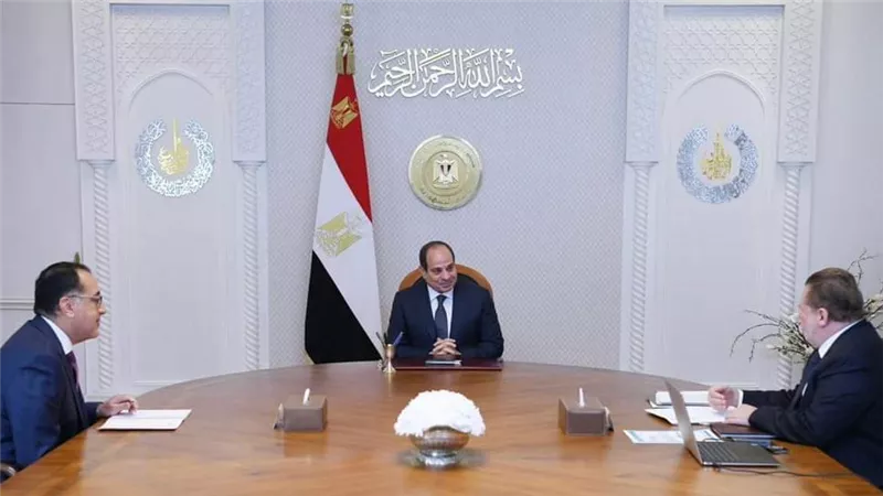 اجتماع هام للرئيس مع محافظ المركزي.. زيادة جديدة فى فاتورة الكهربا.. و1500 جنيه زيادة في أسعار الدهب