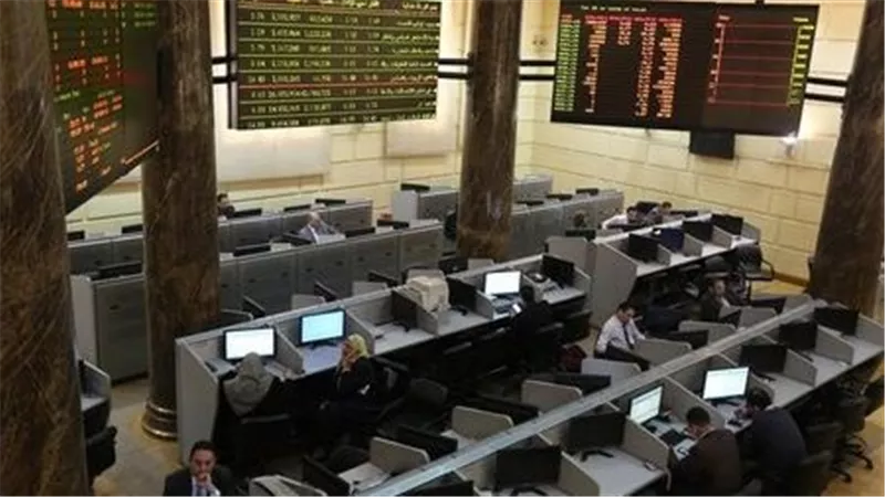 سقوط حر في البورصة.. تفاصيل الأحد الحزين