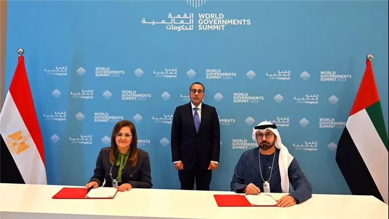 التوقيع على ملحق تمديد مذكرة تفاهم لتطوير العمل الحكومي بين مصر والإمارات