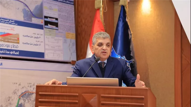 هيئة قناة السويس تبحث الأثر البيئي لمشروع جمع واستقبال المخلفات الصلبة للسفن