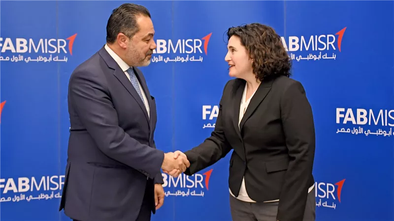 بنك أبوظبي الأول مصر يتبنى مبادئ الأمم المتحدة لتمكين المرأة وتعزيز المساواة بين الجنسين