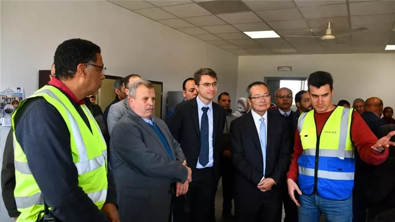 كامل الوزير يلتقي وفد البنك الدولي
