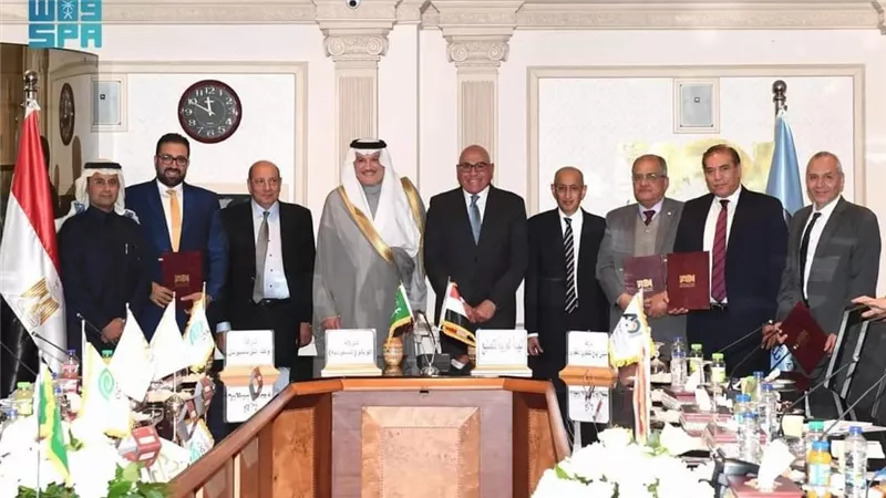 توقيع مذكرة تفاهم في مجال التطوير العقاري بين الحكومة المصرية وتحالف سعودي - مصري