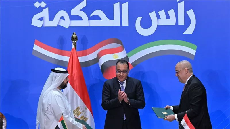 جولدمان ساكس: صفقة «رأس الحكمة» أكبر من التوقعات وستقضي على السوق السوداء للدولار 