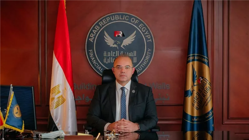 السيسي يقرر تجديد تكليف محمد فريد قائما بأعمال رئيس الرقابة المالية بدرجة وزير لمدة عام