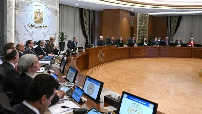 مدبولي: عودة تحويلات المصريين بالخارج تدريجياً لمعدلاتها