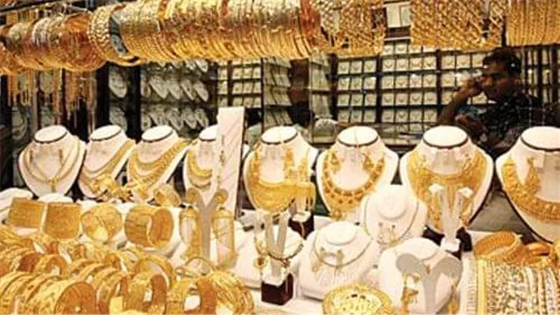 هبوط جديد في أسعار الذهب ومفاجأة عن الاستثمارات الإماراتية بعد رأس الحكمة.. و160 مليون عدد سكان مصر