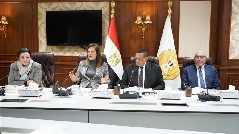 توقيع عقود تنفيذ المرحلة الخامسة من البنية الأساسية لمنظومة المخلفات الصلبة بـ565 مليون جنيه