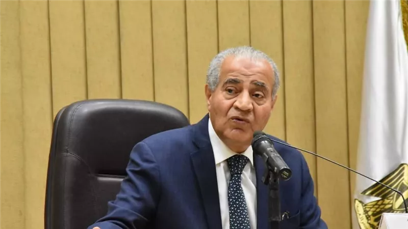 قرار هام لوزير التموين بشأن فواتير التجار