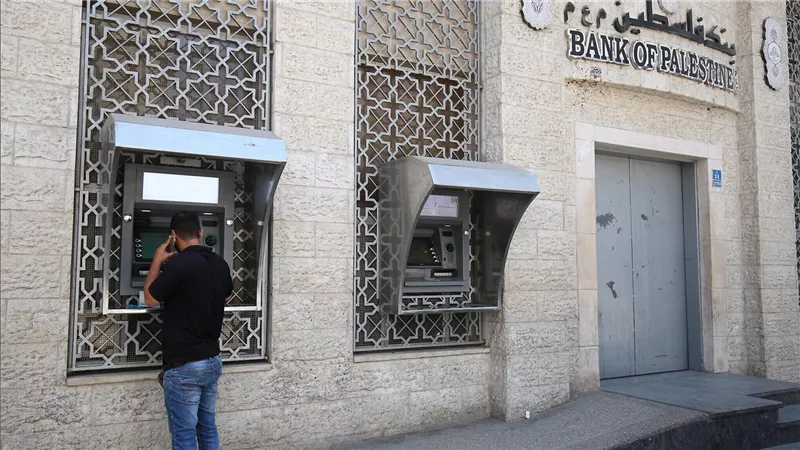 سرقة 70 مليون دولار من بنك فلسطين في غزة