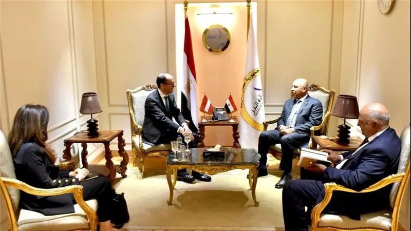 وزير النقل: لا استيراد لأي مهمات خاصة بالسكك الحديدية وتصنيعها محليا