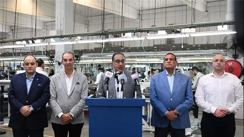 مدبولي: شغل الحكومة الشاغل هو كيف ينمو قطاع الصناعة.. ونعمل على استقطاب الشركات العالمية