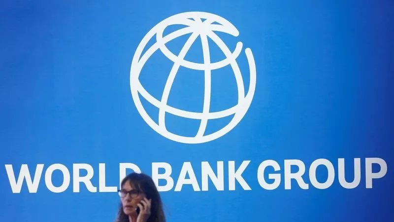 البنك الدولى يتوقع ارتفاع معدل نمو اقتصاد مصر مدفوعا بالاستثمار الأجنبى