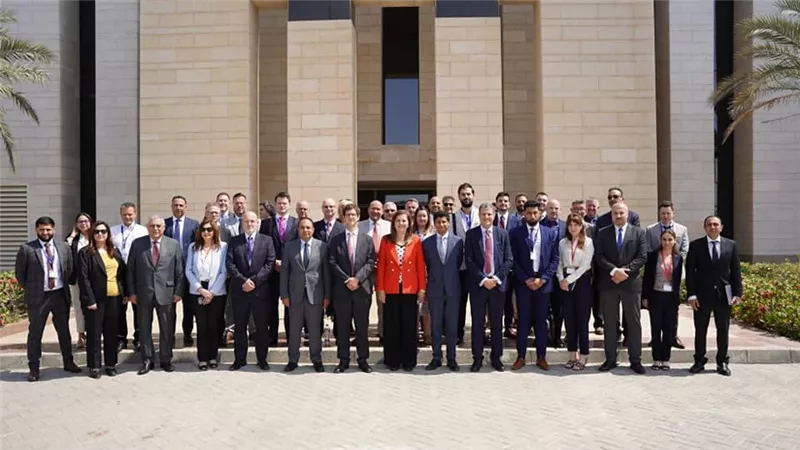 وزيرة التخطيط تبحث مع 50 شركة لبريطانية فرص الاستثمار المختلفة