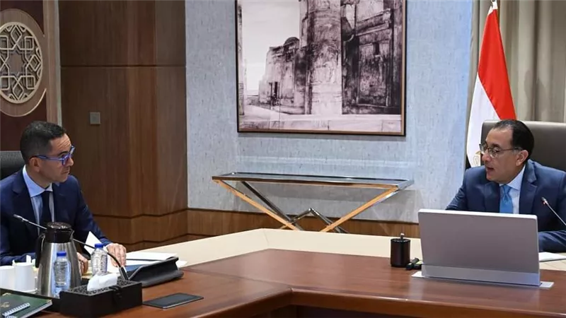 توجيهات عاجلة من رئيس الحكومة لوزير الاستثمار والتجارة الخارجية