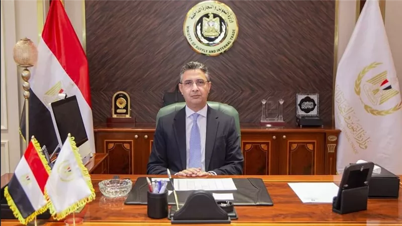 شريف فاروق يُصدر قرارا بتحديد اختصاصات نائب وزير التموين