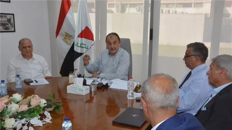 وزير قطاع الأعمال العام: قطاع الصناعات المعدنية واعد والفرص العديدة لزيادة الإنتاج والصادرات