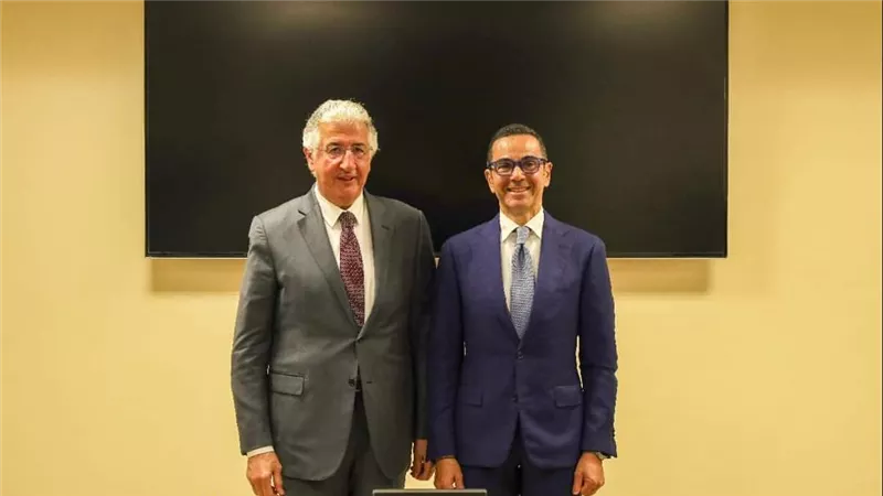 وزير الاستثمار يبحث مع رئيس المؤسسة الدولية الإسلامية لتمويل التجارة تعزيز التعاون