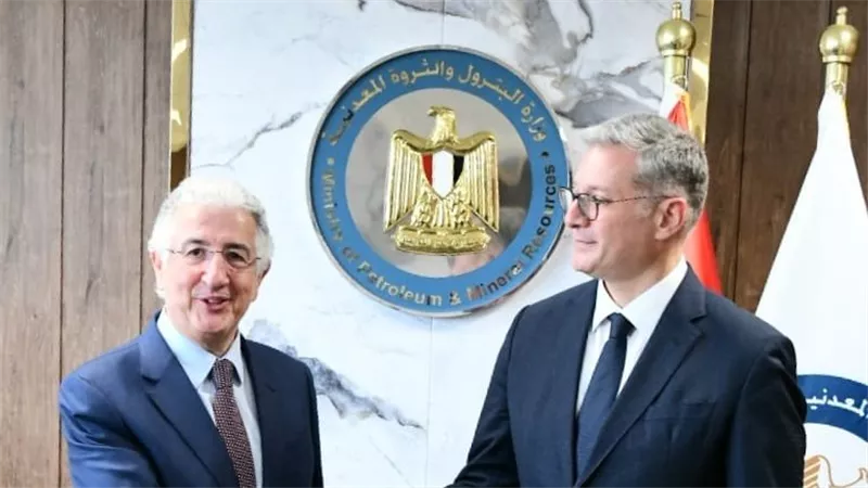 رئيس المؤسسة الدولية الإسلامية للتمويل: توفير التمويل اللازم لهيئة البترول لتنفيذ المشروعات الجديدة