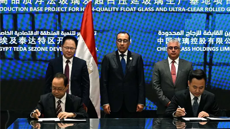 باستثمارات تتخطى 1.067 مليار دولار.. حزمة مشروعات جديدة بالمنطقة الاقتصادية لقناة السويس