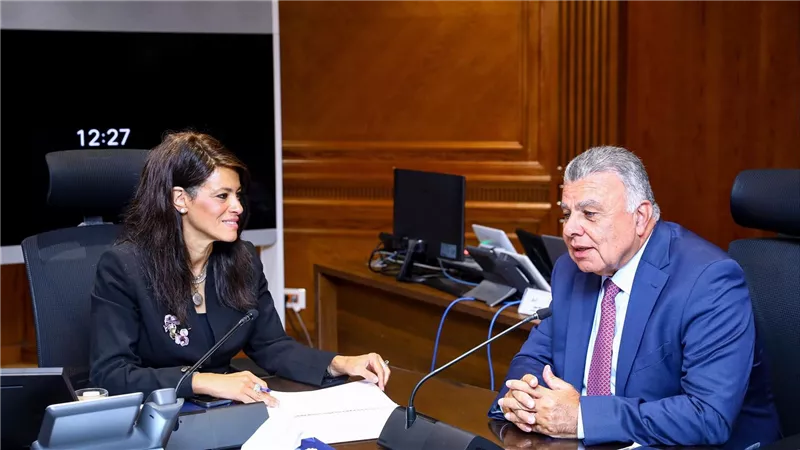 المشاط تؤكد أهمية تعظيم العائد على أصول الدولة وتحسين بيئة الأعمال لتعزيز تنافسية الاقتصاد